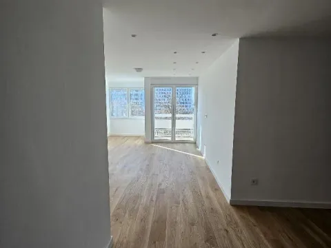 Rent, office space, 85m², Novi Beograd Blok 23, Novi Beograd Sve Podlokacije - image 2