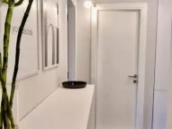 Izdavanje, dvosoban stan, 70m², Tivat, Crna Gora - image 7