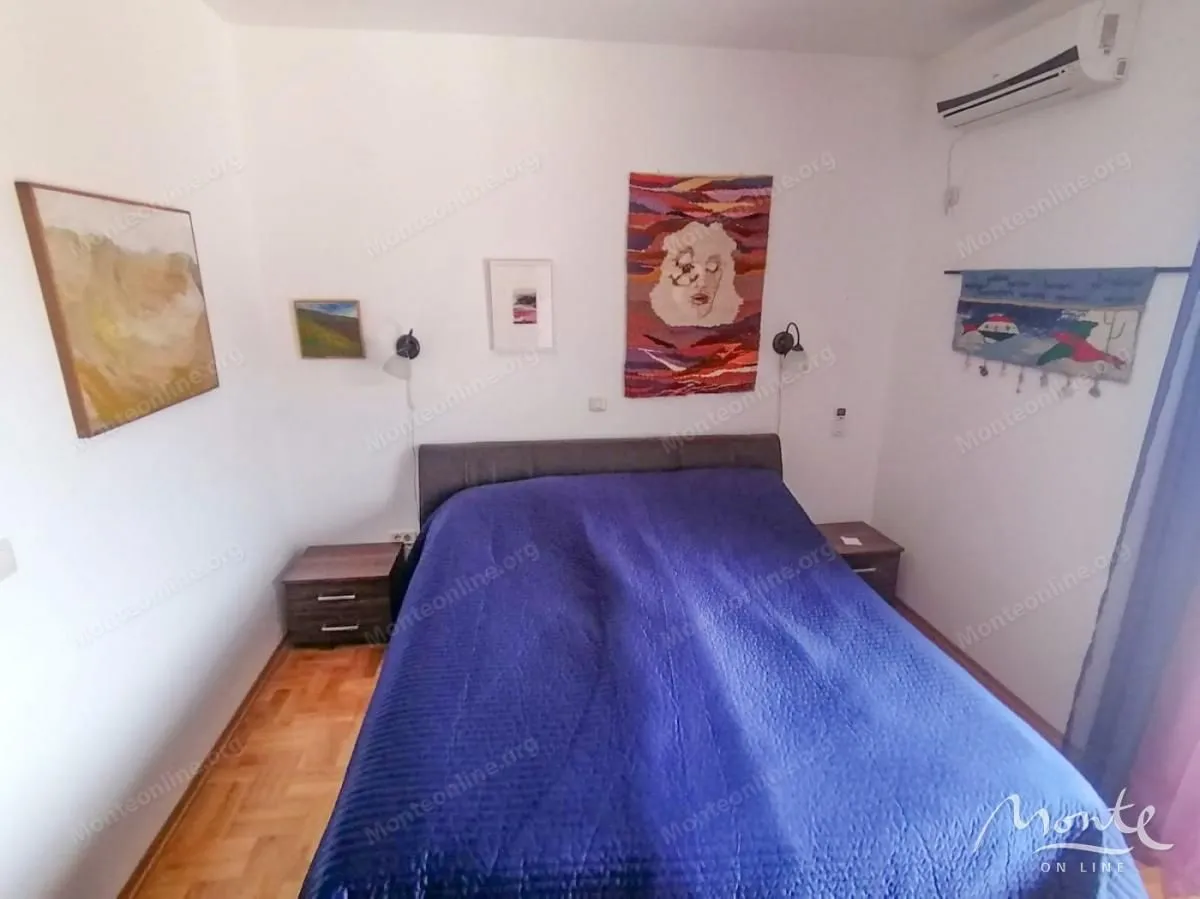Sale, two bedroom apartment, 98m², Bečići, Budva