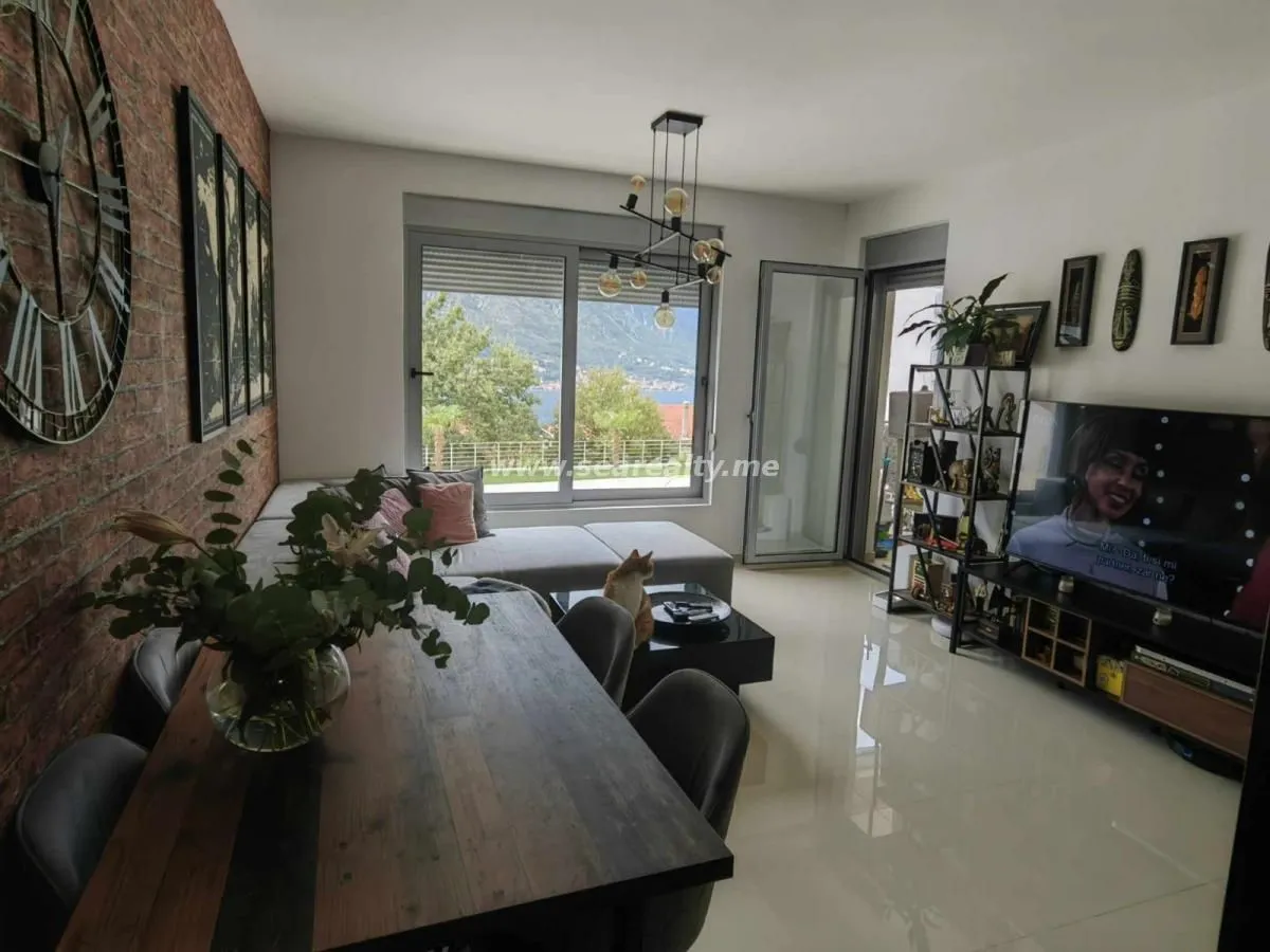 Prodaja, jednosoban stan, 52m², Kotor, Crna Gora