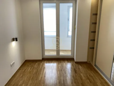 Izdavanje, trosoban stan, 58m², Bulbulder, Zvezdara Sve Podlokacije - image 7