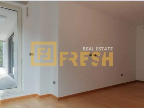 Prodaja, trosoban stan, 114m², Centar, Podgorica - image 14