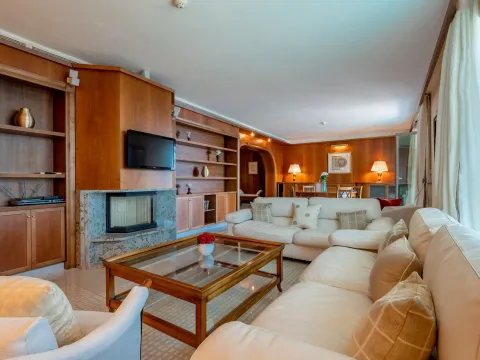 Prodaja, kuća, 959m², Budva, Crna Gora - image 8