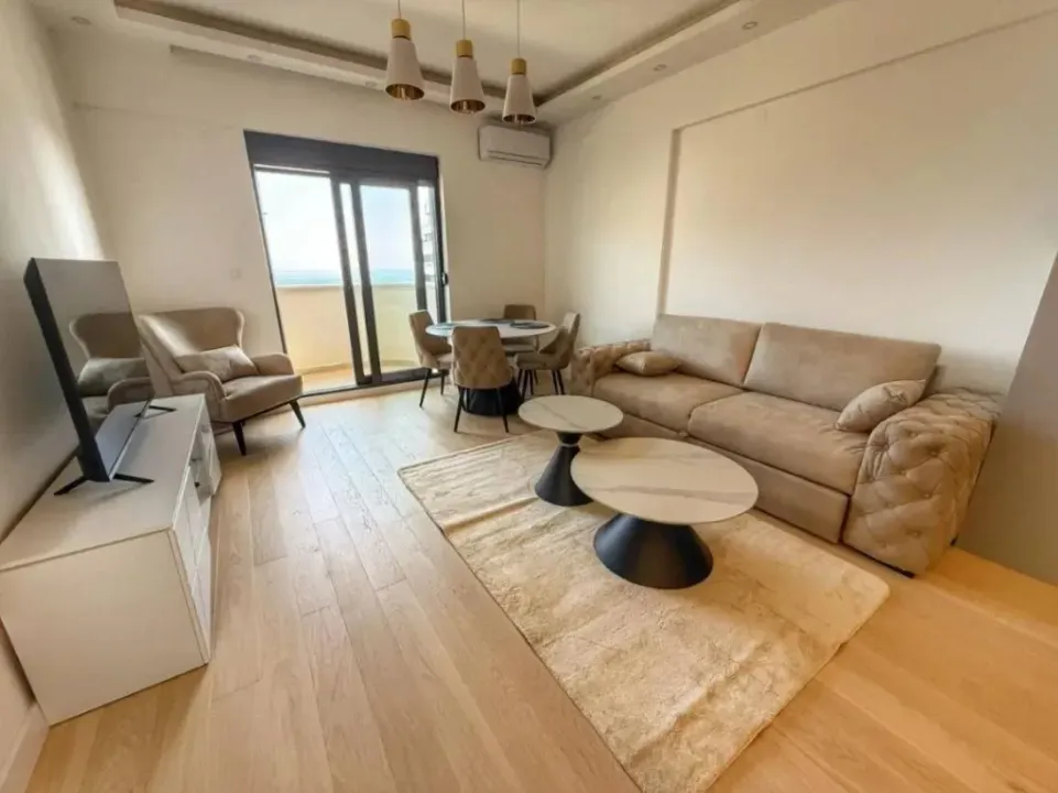 Sale, two bedroom apartment, 82m², Bečići, Budva