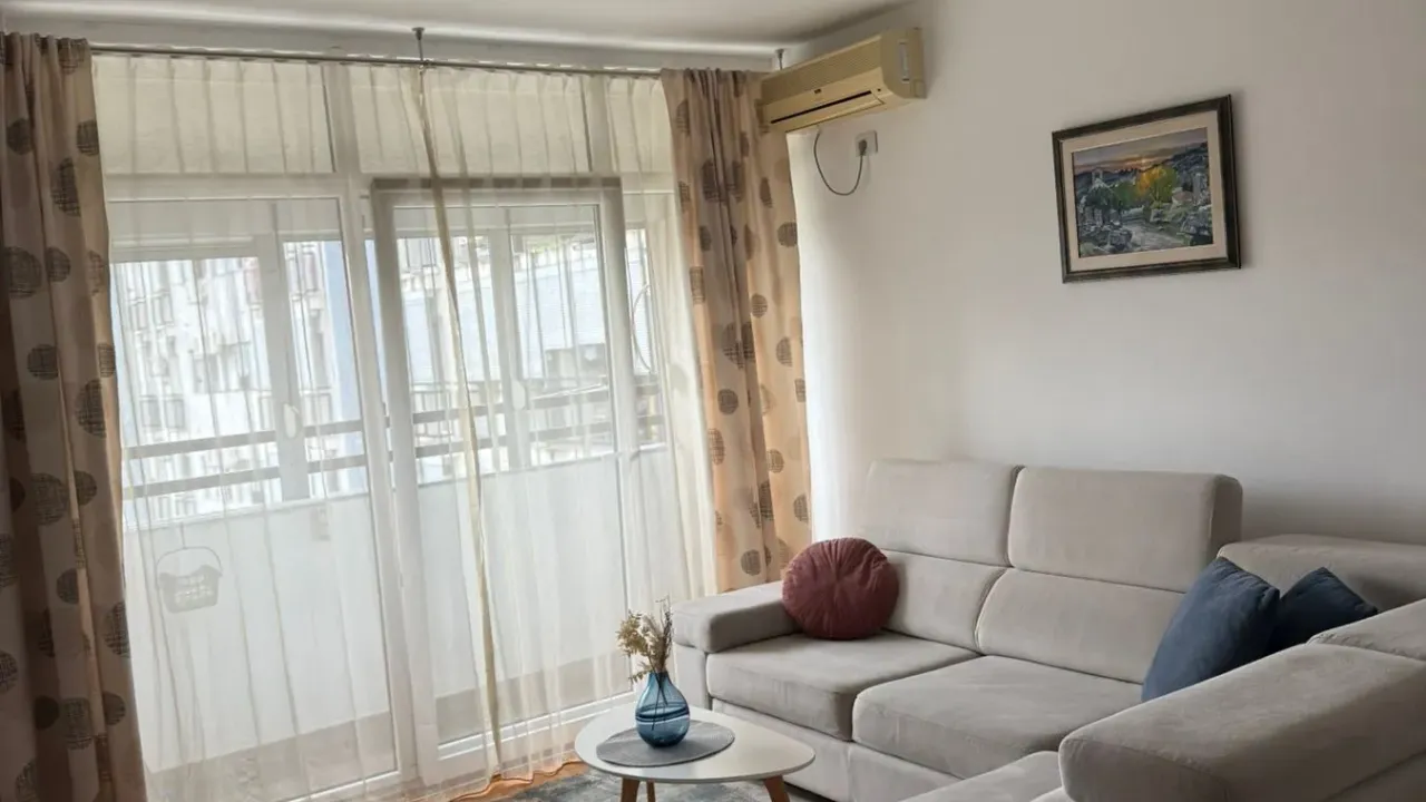 Rent, two bedroom apartment, 56m², City Kvart, Podgorica