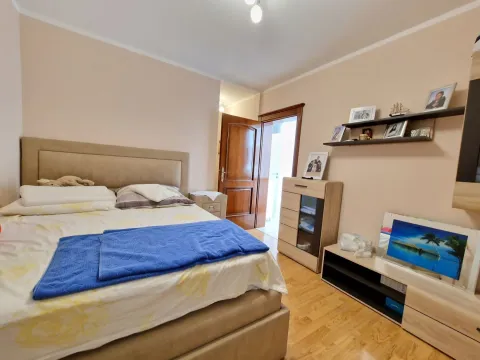 Prodaja, kuća, 250m², Budva, Crna Gora - image 19