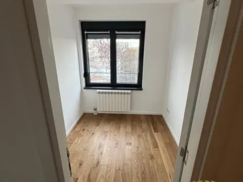 Izdavanje, četvorosoban stan, 75m², Autokomanda, Voždovac Sve Podlokacije - image 14