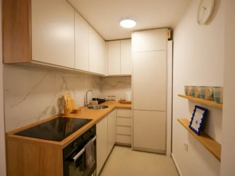 Rent, two bedroom apartment, 135m², Stari Grad, Budva - image 12