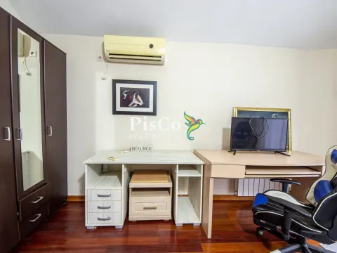 Rent, house, 210m², Donja Gorica, Podgorica - image 9