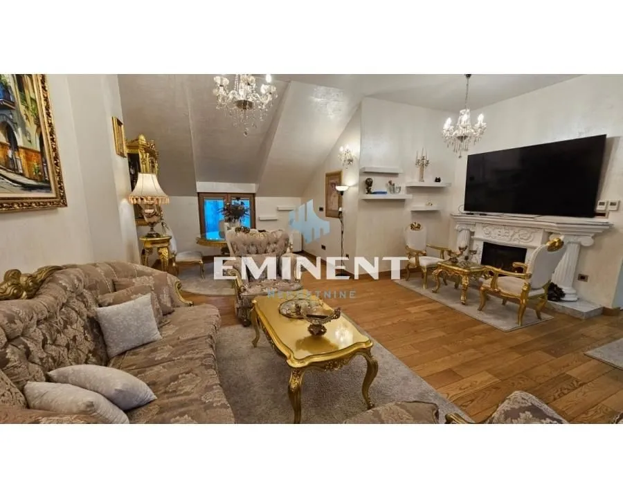 Rent, three bedroom apartment, 107m², Stari Grad, Beograd