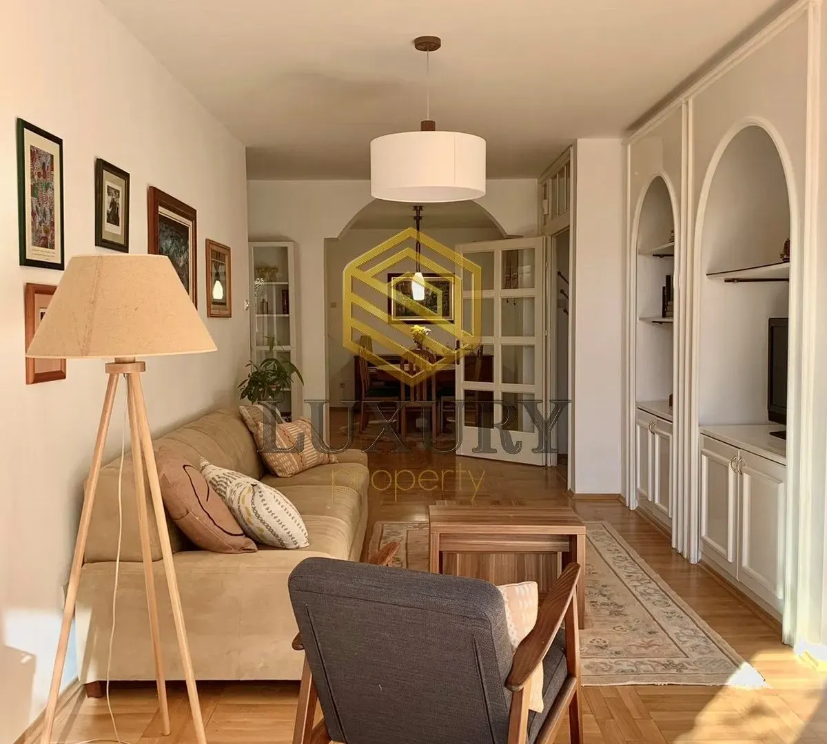 Izdavanje, kuća, 110m², Centar, Podgorica
