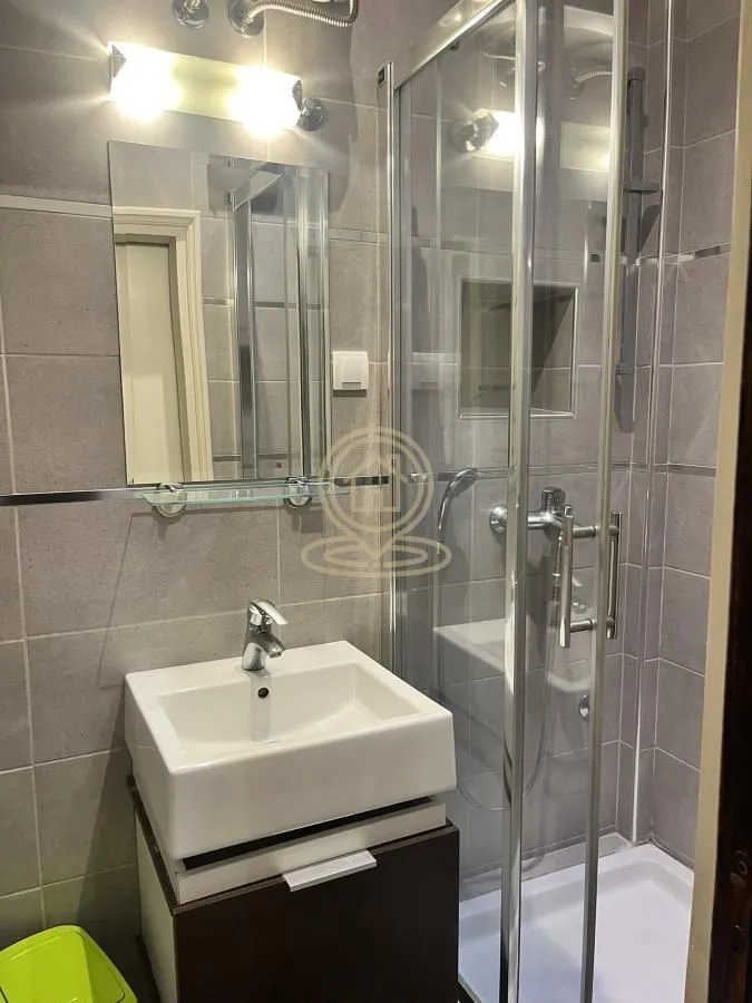Rent, four bedroom apartment, 120m², Stari Grad, Beograd