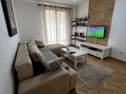 Daily-rent, one bedroom apartment, 65m², Centar, Bar - image 8