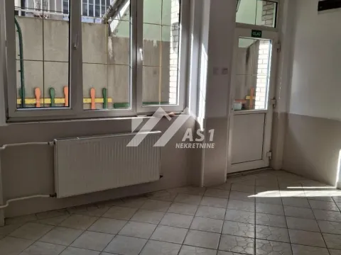 Rent, office space, 160m², Grbavica, Novi Sad Sve Podlokacije - image 4