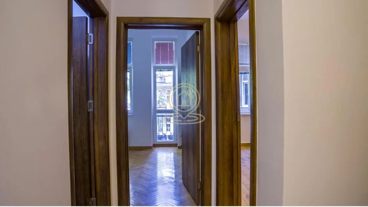 Rent, four bedroom apartment, 100m², Savski Venac, Beograd