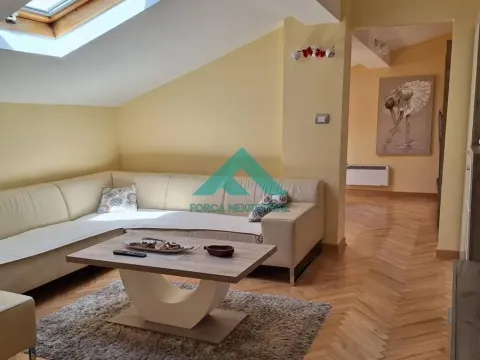 Rent, two bedroom apartment, 60m², Vračar Sve Podlokacije, Beograd - image 3