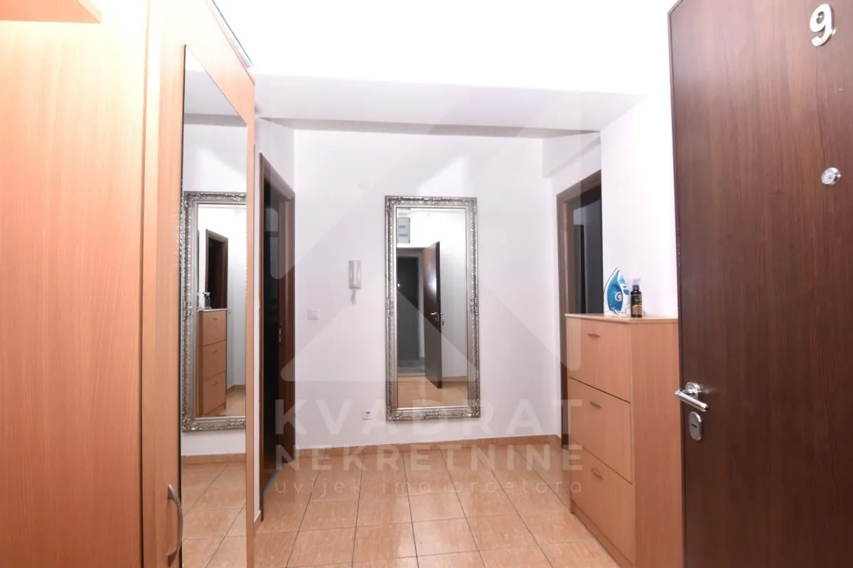 Rent, two bedroom apartment, 82m², City Kvart, Podgorica