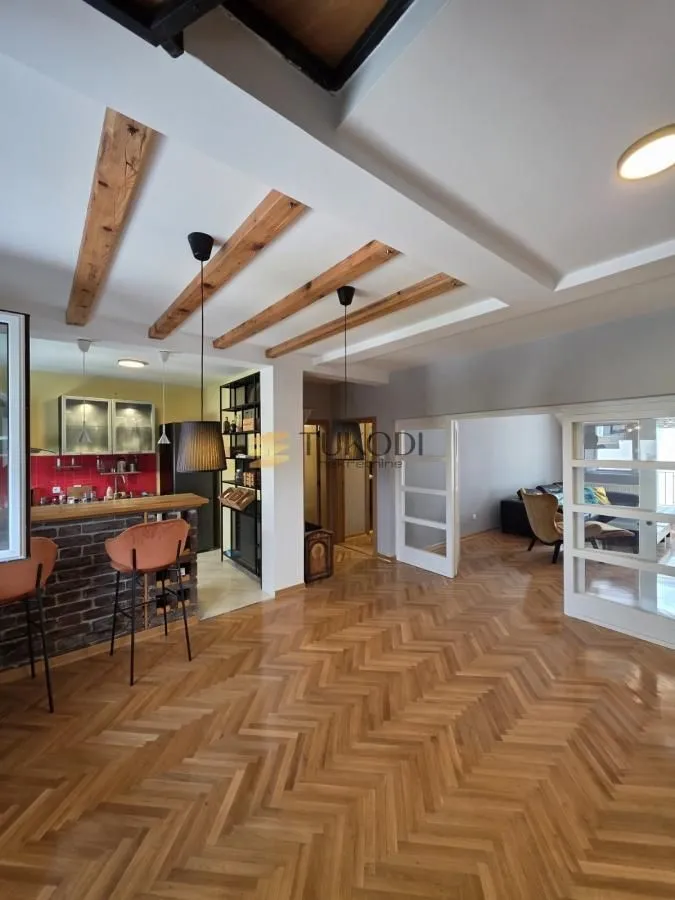 Prodaja, stan, 156m², Centar, Novi Sad