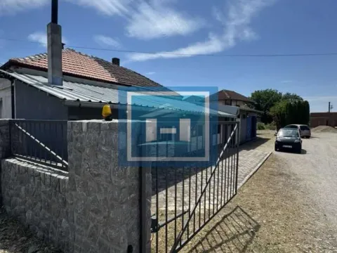 Sale, office space, 900m², Despotovac, Srbija - image 20