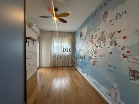 Izdavanje, trosoban stan, 95m², Central Point, Podgorica - image 4