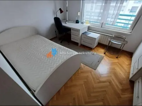 Izdavanje, trosoban stan, 92m², Novi Beograd Sve Podlokacije, Beograd - image 11