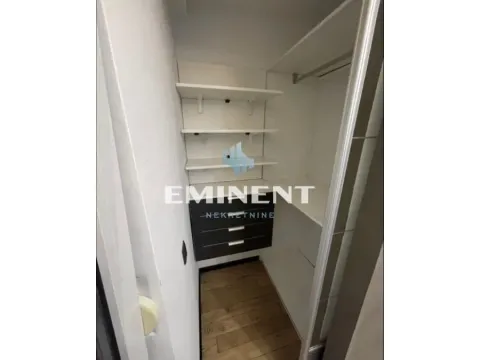 Rent, three bedroom apartment, 70m², Stari Grad, Beograd - image 12