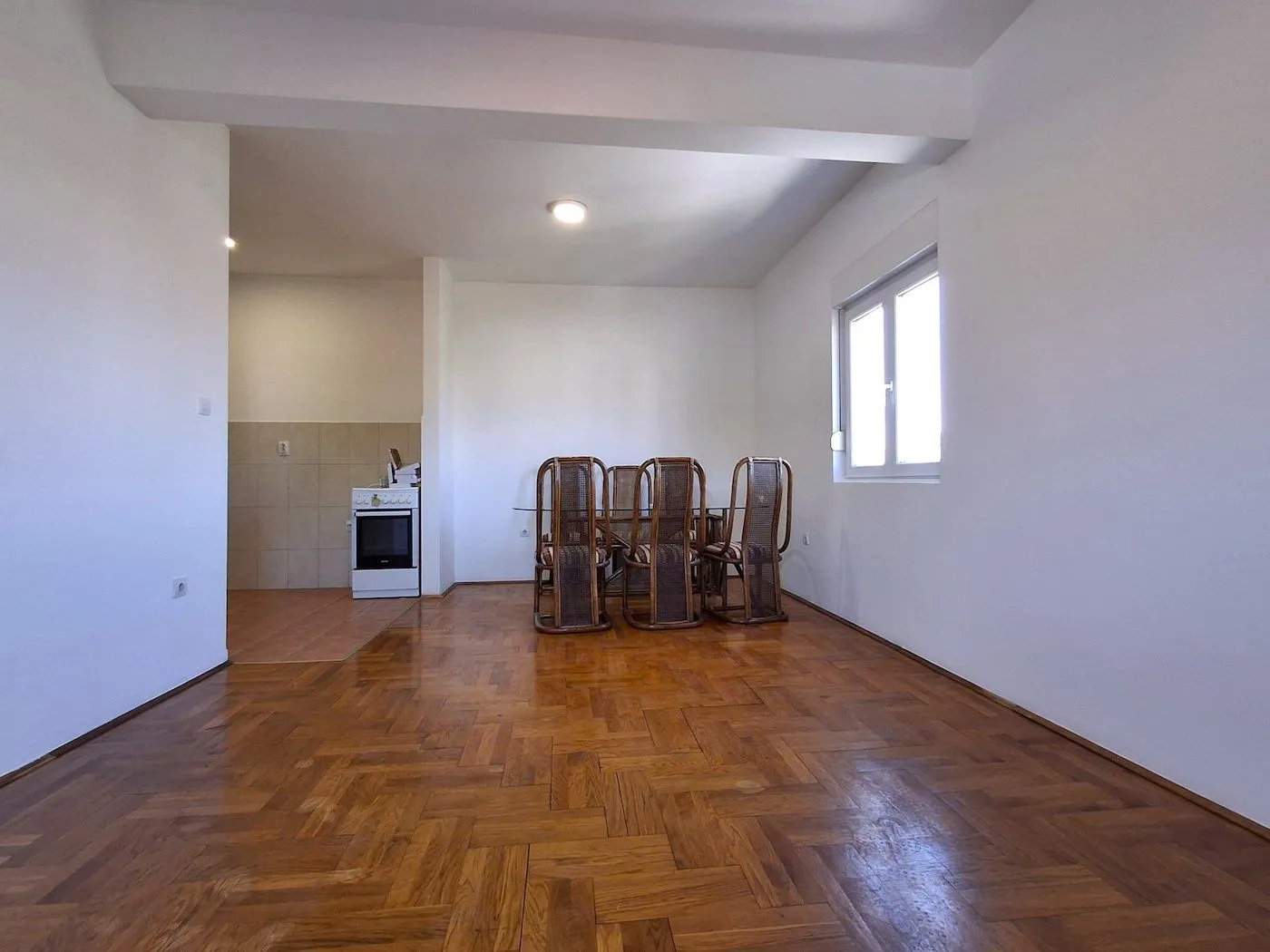 Prodaja, stan, 74m², Drač, Podgorica