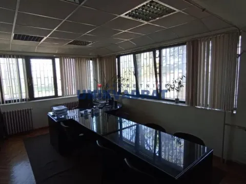 Izdavanje, poslovni prostor, 80m², Banovo Brdo, Beograd - image 3