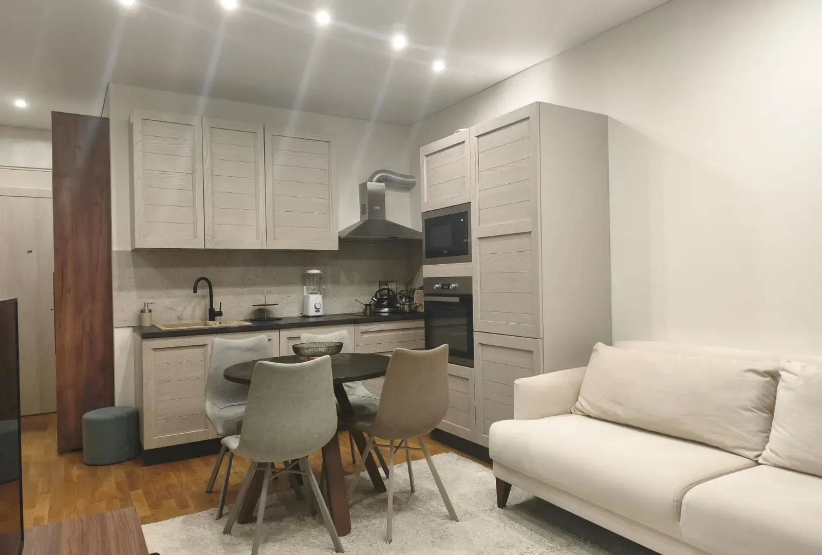 Sale, one bedroom apartment, 37m², Bijeli Do, Budva