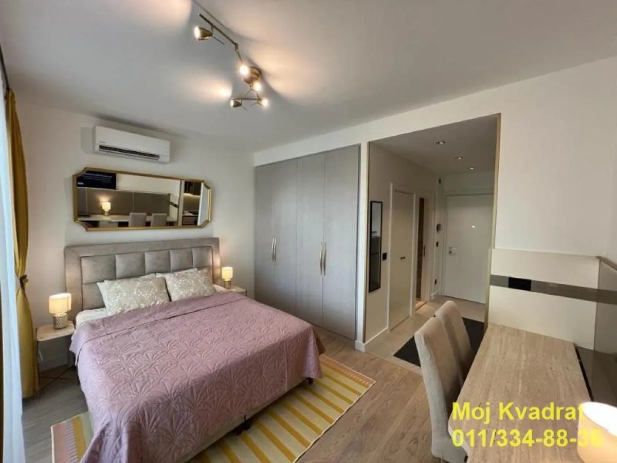 Sale, studio apartment, 27m², Savski Venac, Beograd