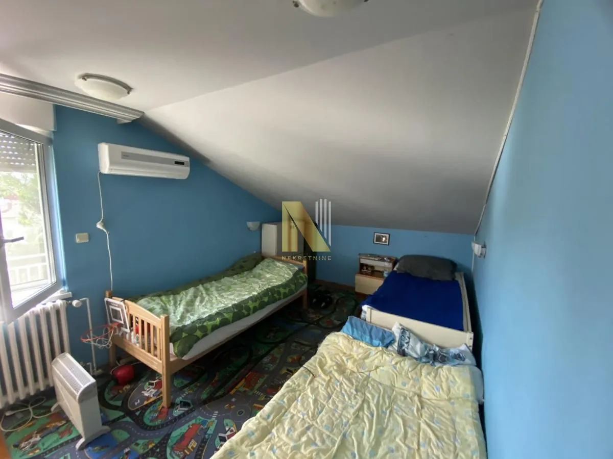 Prodaja, kuća, 223m², Sremska Kamenica, Petrovaradin