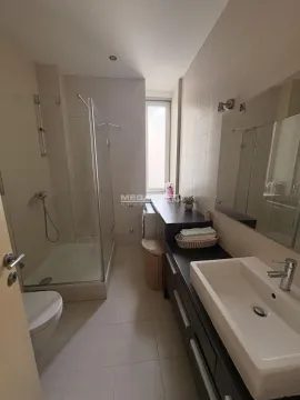 Izdavanje, četvorosoban stan, 220m², Savski Venac, Beograd - image 12