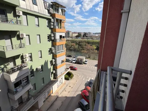 Prodaja, jednosoban stan, 44m², Krivi Most, Podgorica - image 14