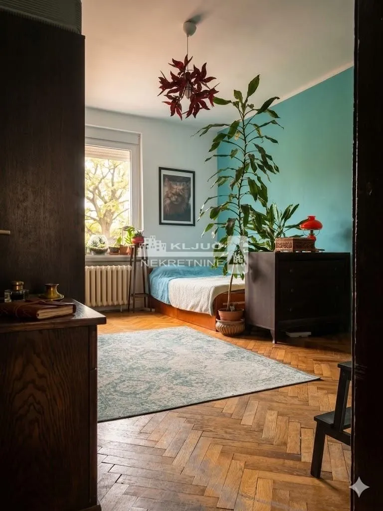 Prodaja, četvorosoban stan, 153m², Stari Grad, Beograd