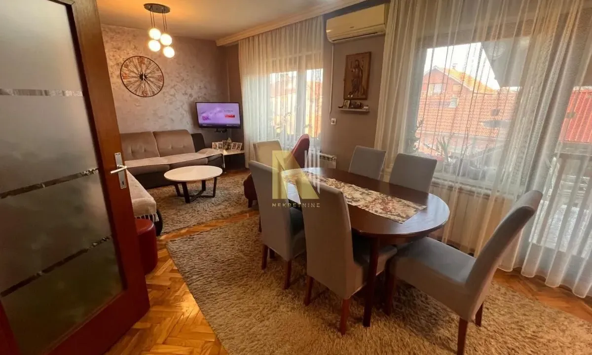 Prodaja, četvorosoban stan, 88m², Veternik, Novi Sad Sve Podlokacije