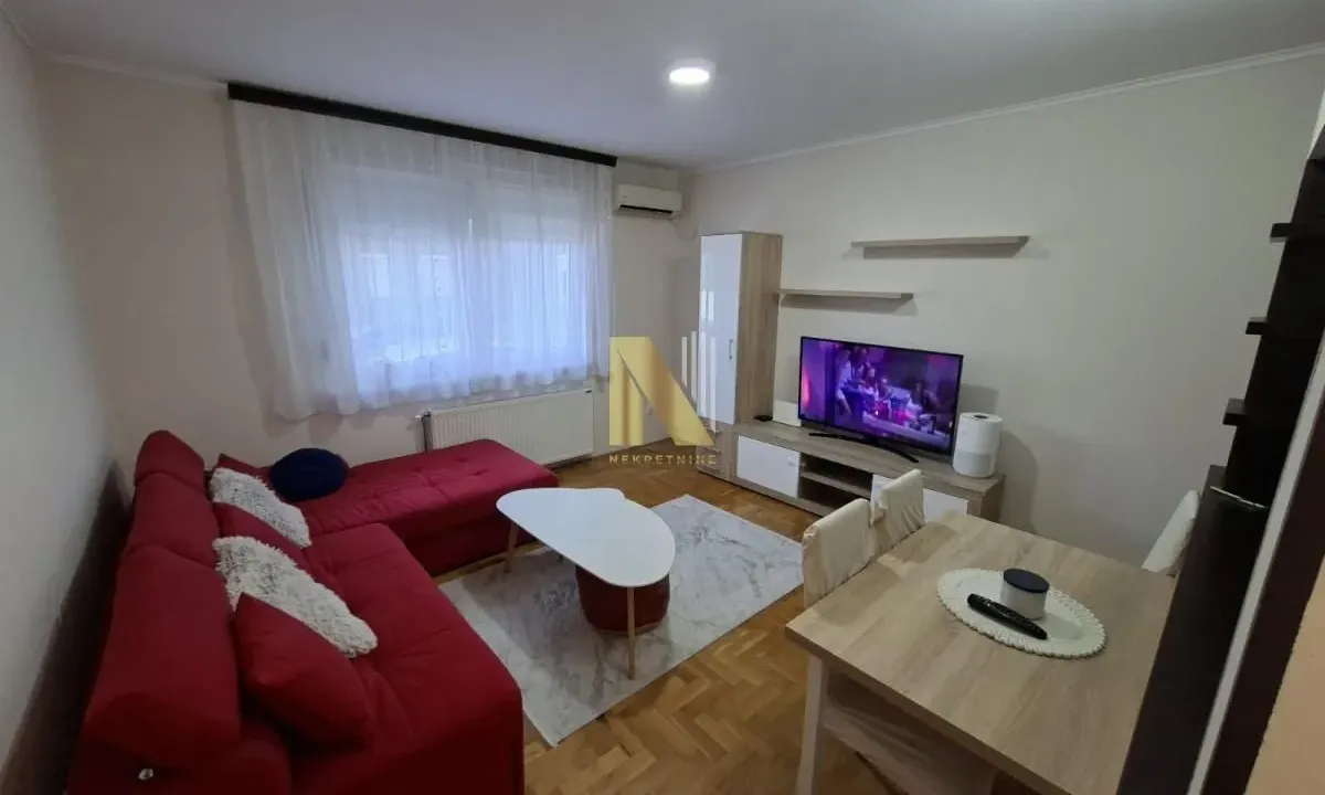 Rent, one bedroom apartment, 42m², Cara Dušana, Novi Sad Sve Podlokacije