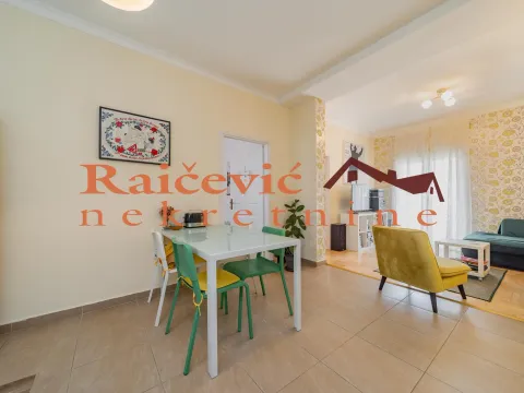 Prodaja, trosoban stan, 79m², Stari Grad, Beograd - image 9