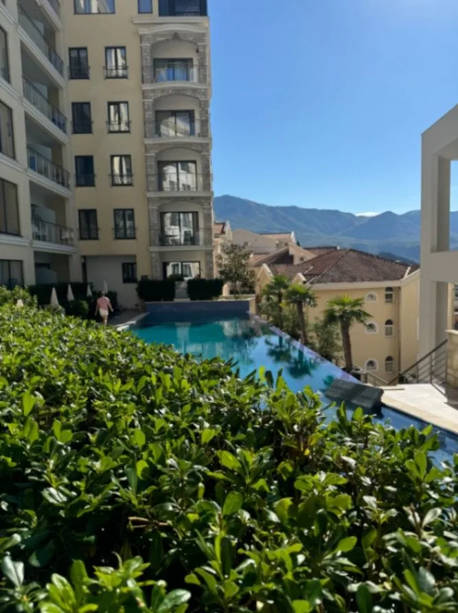 Sale, one bedroom apartment, 57m², Bečići, Budva