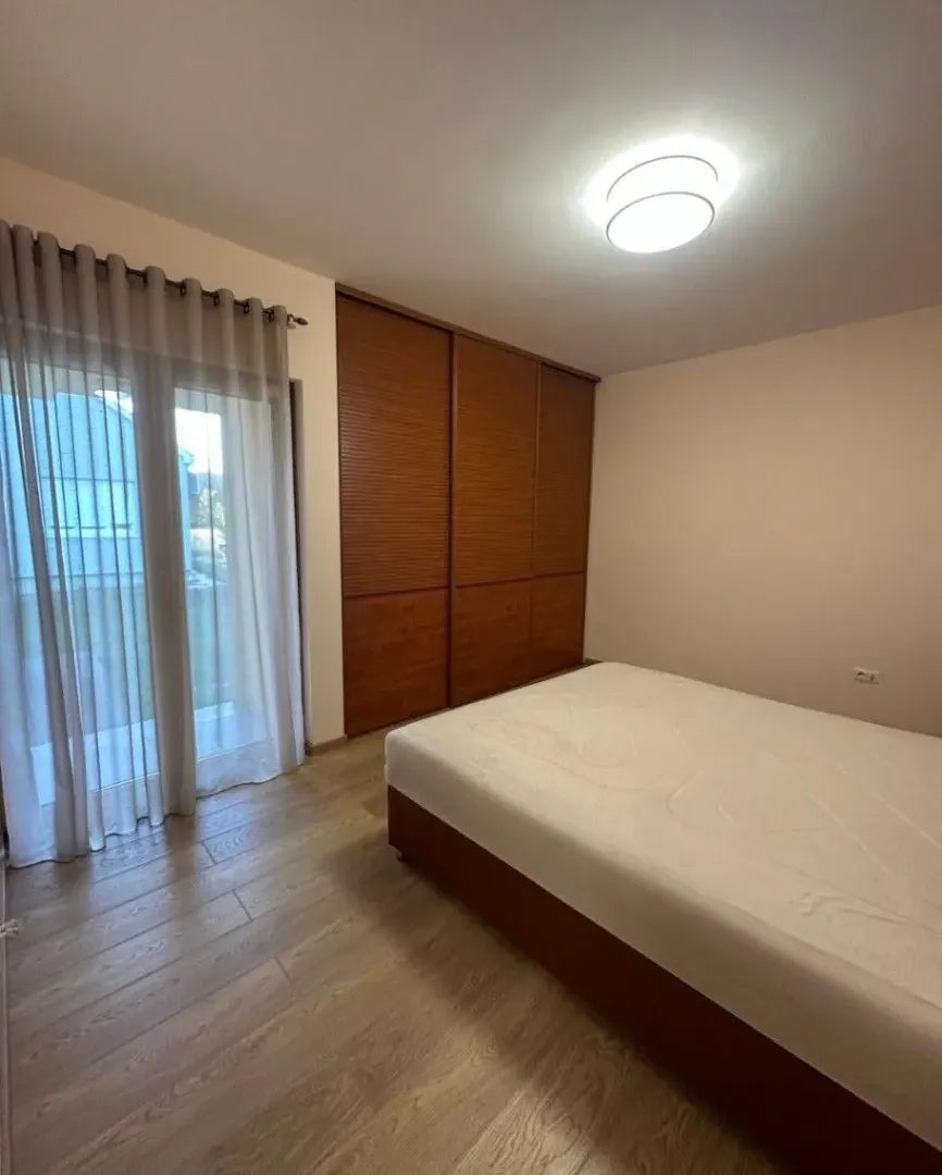 Sale, house, 200m², Rogami, Podgorica