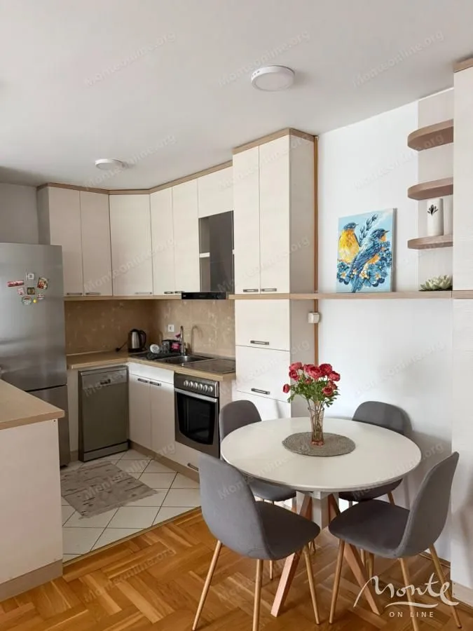 Prodaja, dvosoban stan, 56m², City Kvart, Podgorica