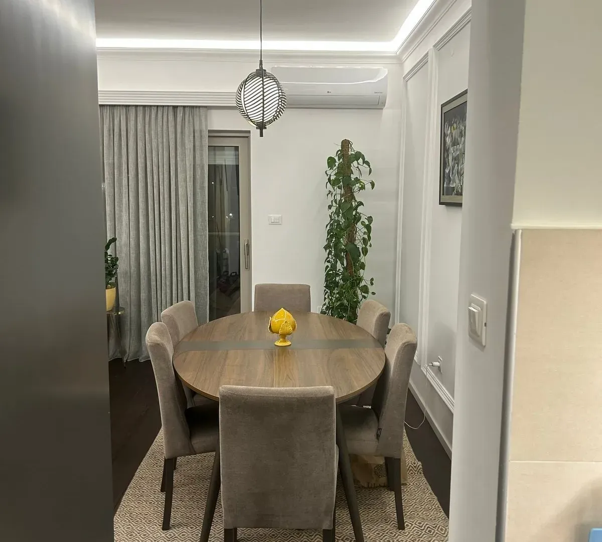 Prodaja, dvosoban stan, 94m², Momišići, Podgorica