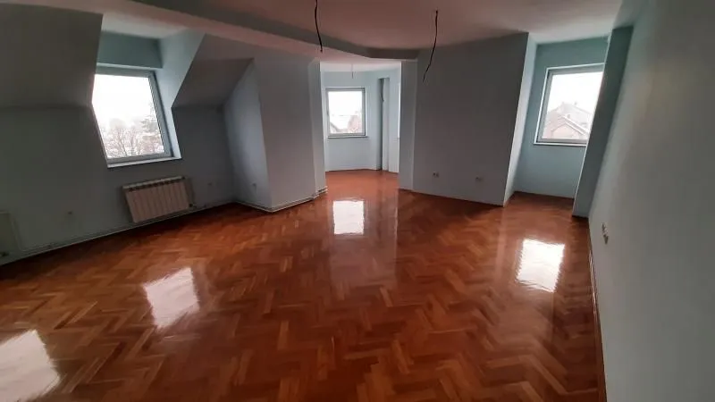 Rent, office space, 727m², Klisa, Novi Sad Sve Podlokacije