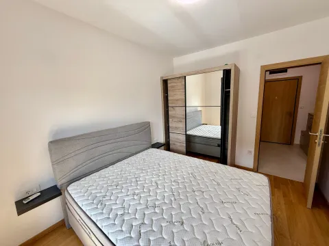 Rent, one bedroom apartment, 45m², City Kvart, Podgorica - image 8