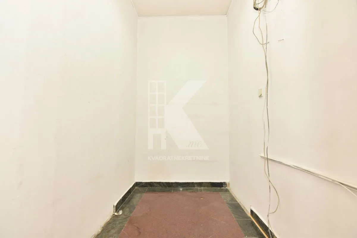 Rent, office space, 100m², Centar, Podgorica