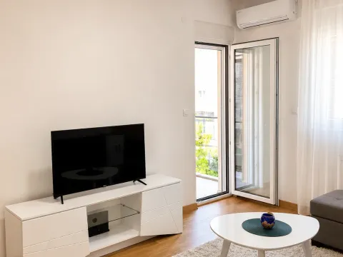 Rent, one bedroom apartment, 45m², New City, Podgorica - image 3