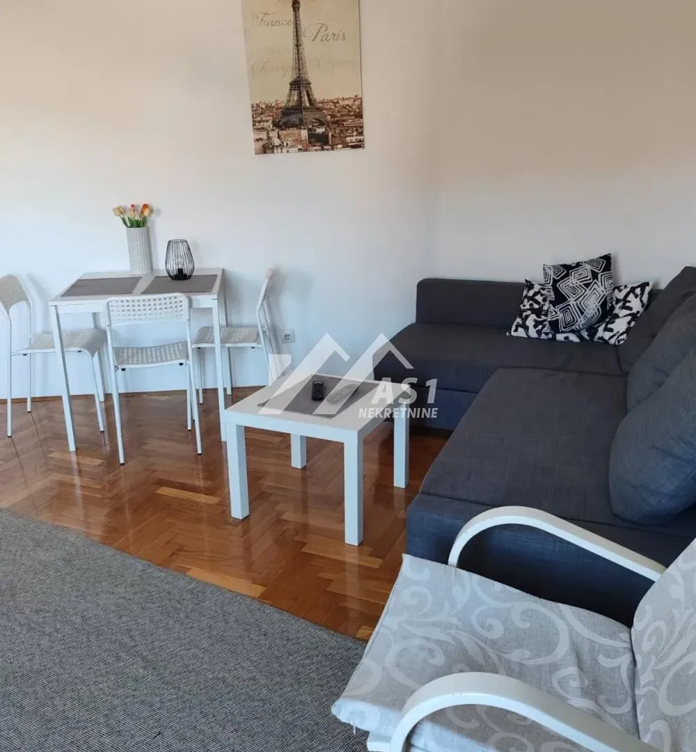 Prodaja, jednosoban stan, 36m², Bulevar patrijarha Pavla, Novi Sad Sve Podlokacije