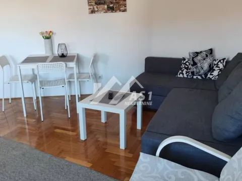 Stan in Bulevar patrijarha Pavla