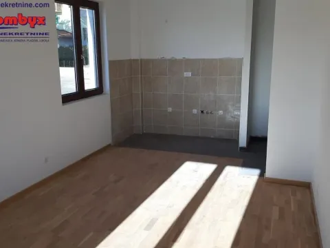 Prodaja, jednosoban stan, 41m², Zlatibor, Srbija - image 2