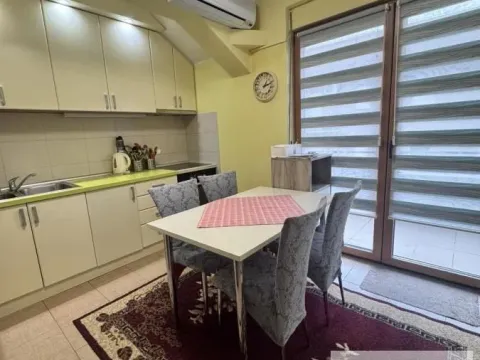 Prodaja, trosoban stan, 115m², Novi Banovci, Stara Pazova - image 9