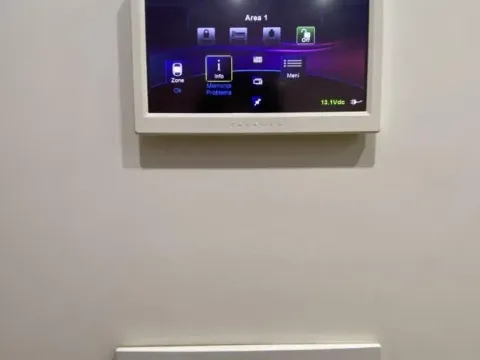 Izdavanje, stan, 135m², Vukov Spomenik, Zvezdara Sve Podlokacije - image 15